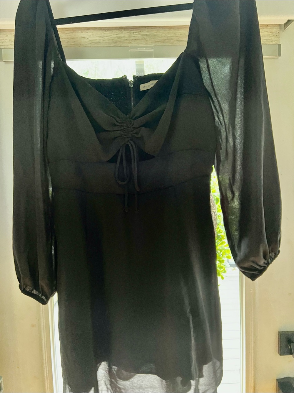 Abercrombie & Fitch Black Long-Sleeve Ruched Front Dress